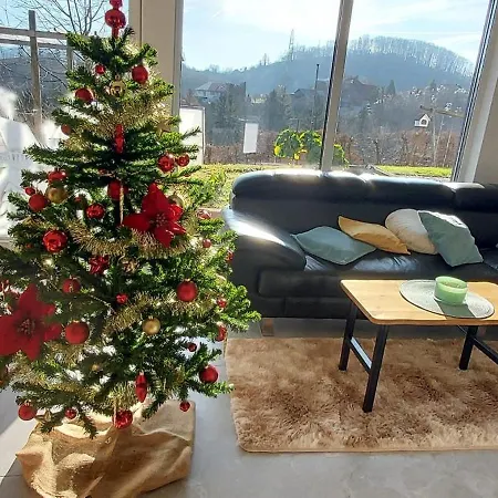 Hisa Galeria Loče pri Poljčanah