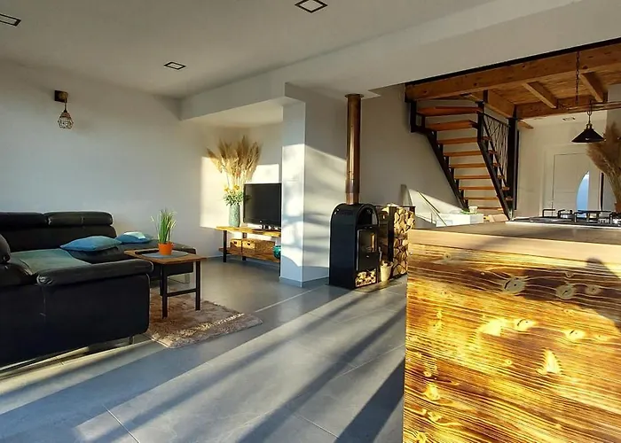 Hisa Galeria Διαμέρισμα